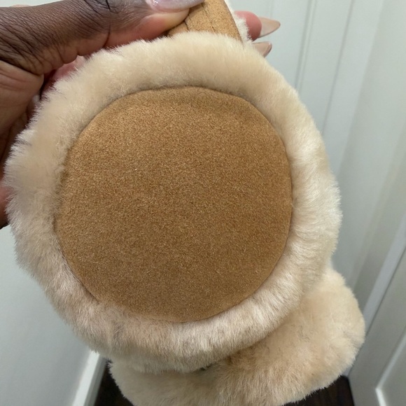 UGG Tan Sheepskin Earmuffs - Picture 6 of 11